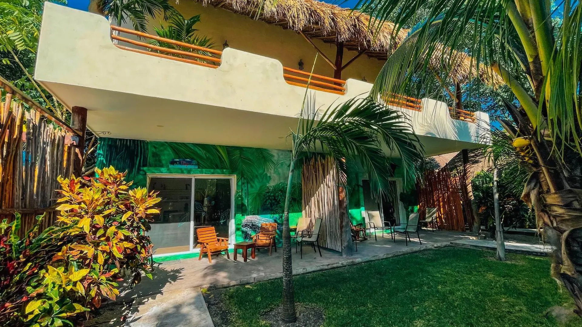 Hotel & Suites Oasis Bacalar