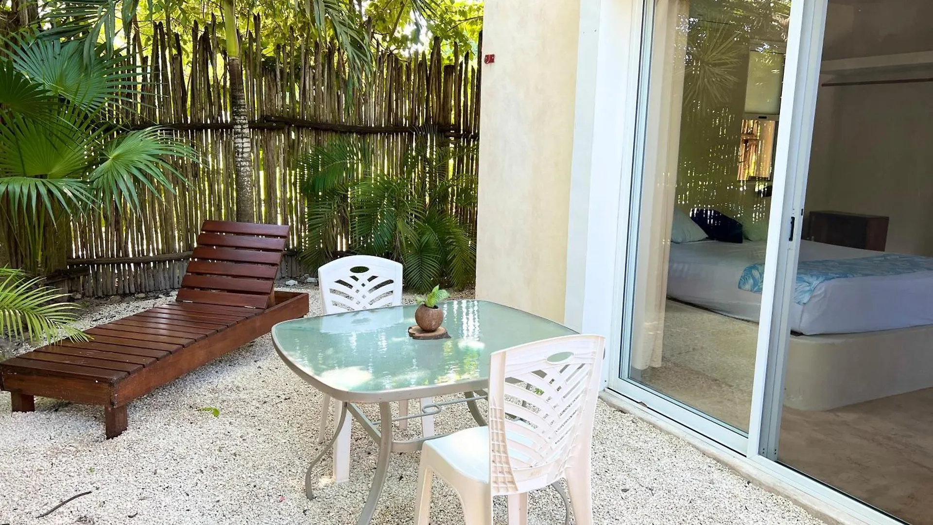 Hotel & Suites Oasis Bacalar