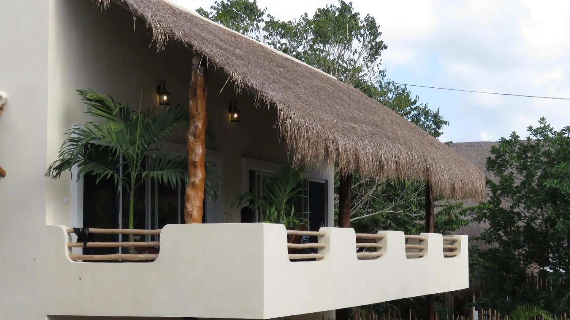 Hotel & Suites Oasis Bacalar 3*,  Mexico