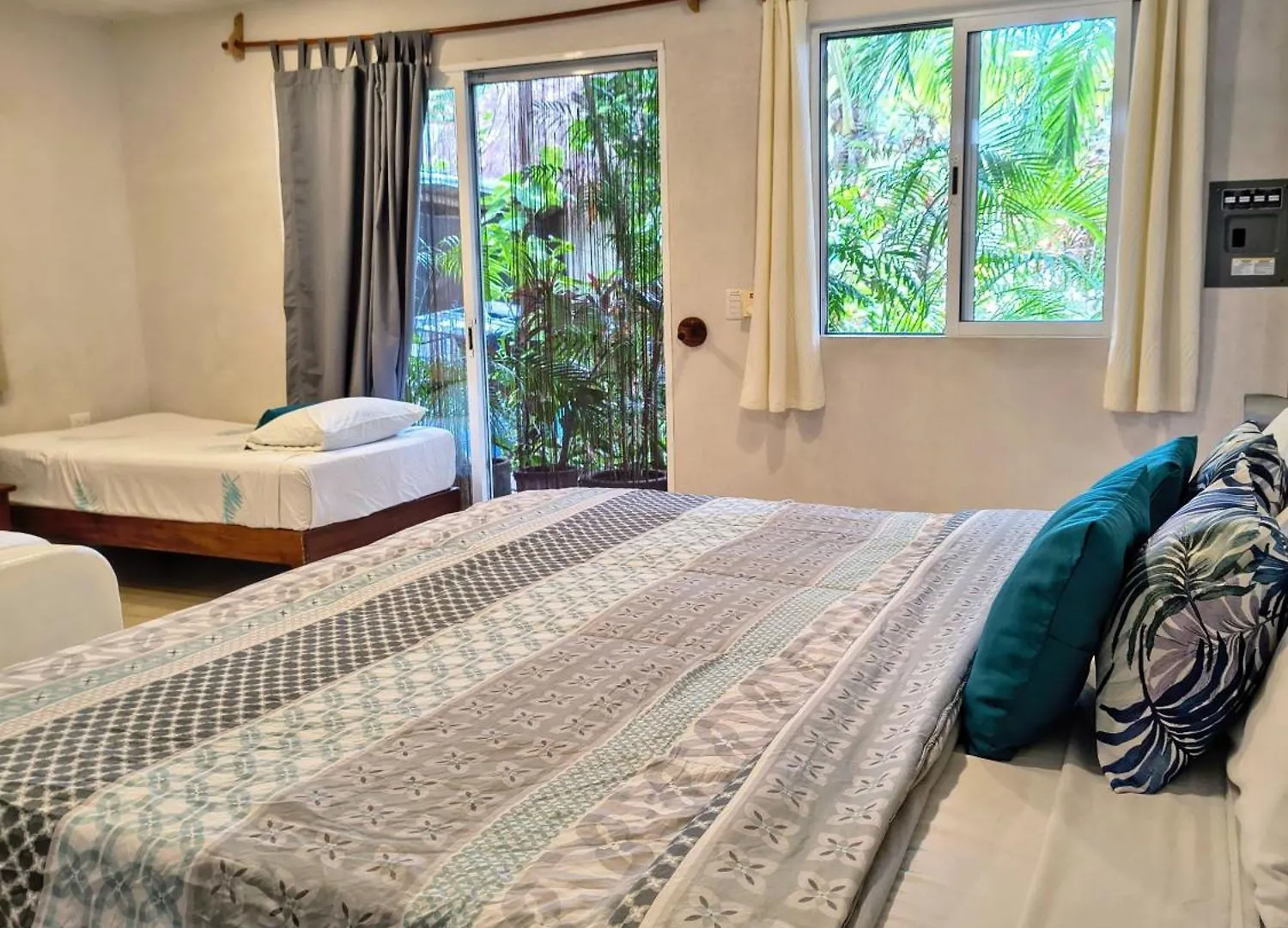 Hotel & Suites Oasis Bacalar 3*,  Mexiko
